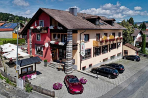 Отель Hotel Waldfrieden das kleine Hotel  Шпигелау